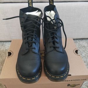 1460 Pascal Boot